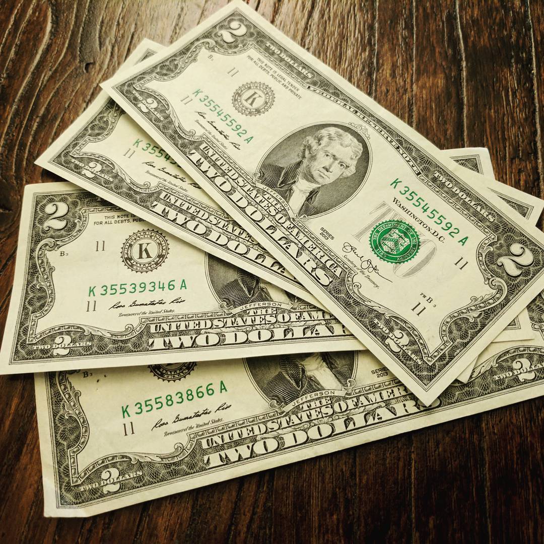 One of @quebuenobakery’s customers today paid in all 2013 series $2 bills. I love this customer. I would use all $2 bills if banks didn’t have to scurry around to find enough when requested