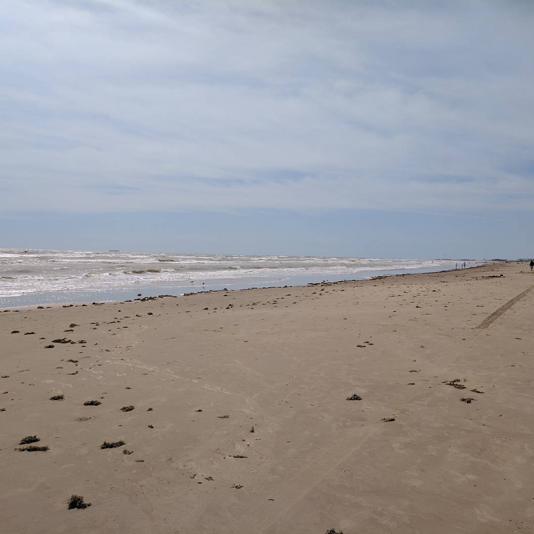 Pretty quiet beach, outside of spring break. Wedding later today.